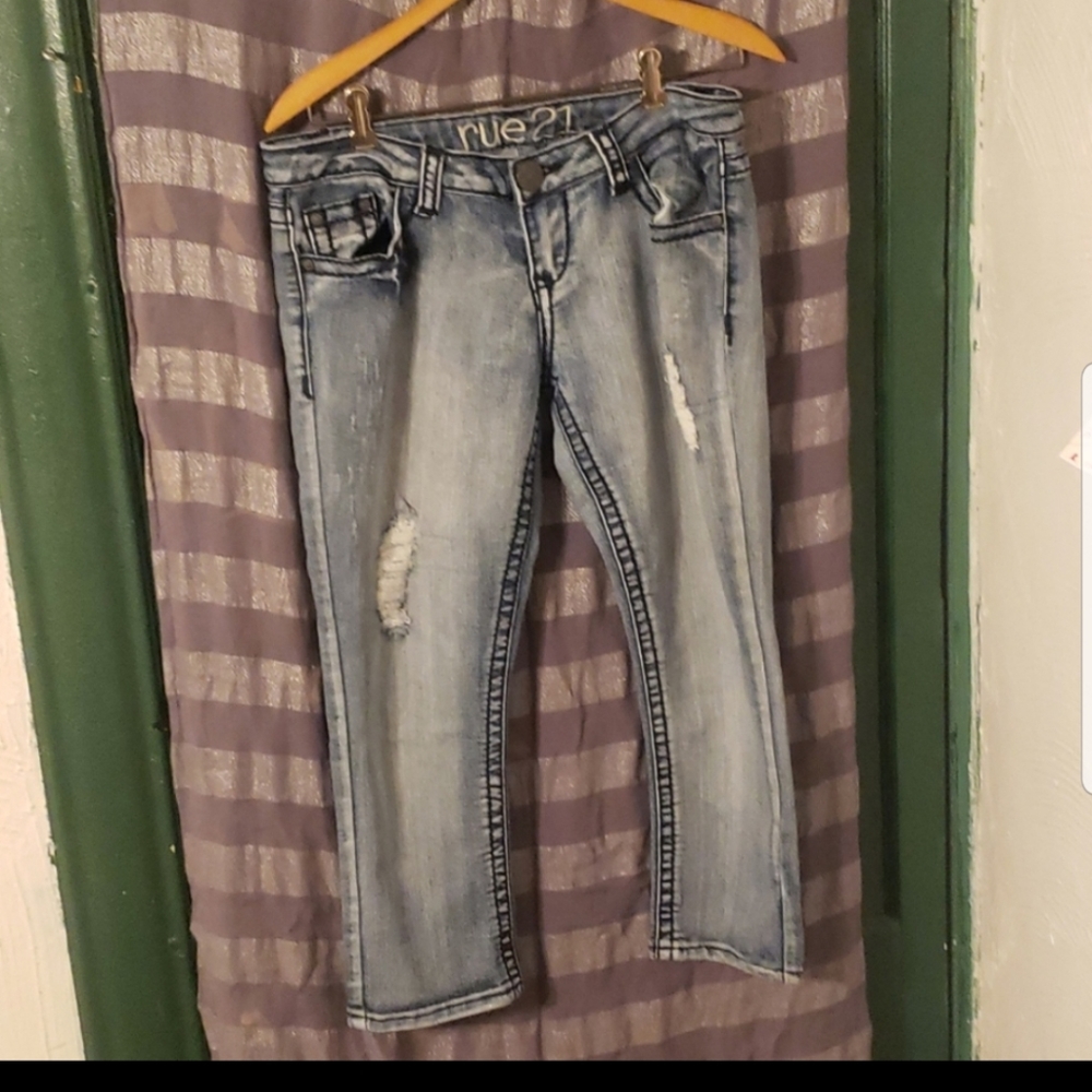 Capris